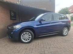 BMW X1 - SDrive18i 136PK Automaat / Navigatie / Bluetooth / Cruise Controle / Parkeer Sensoren / St