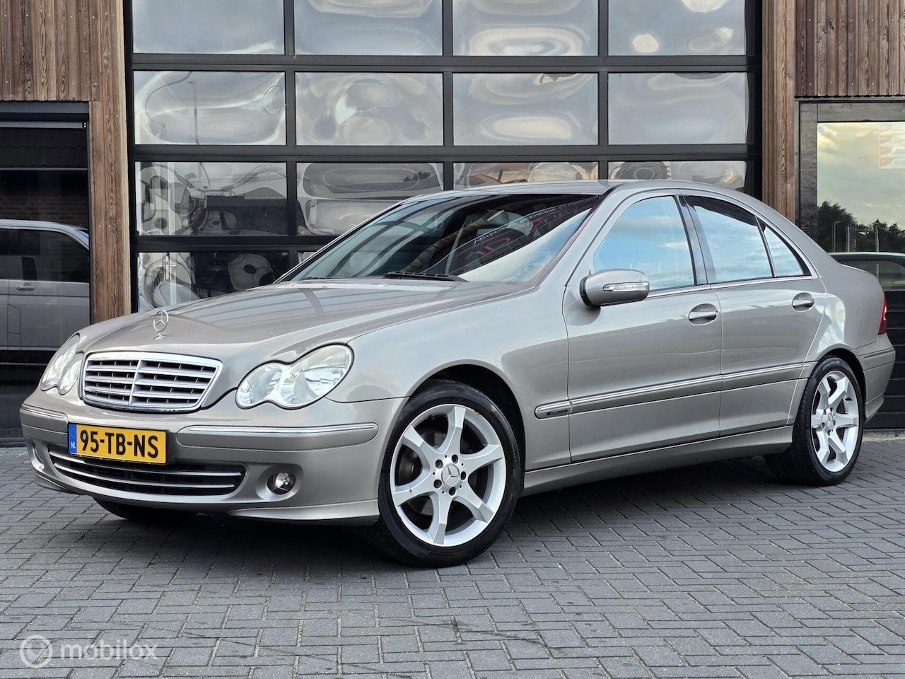 Mercedes-Benz C-klasse - C180 KOMPRESSOR SPORT EDITION CLIMA CRUISE - AutoWereld.nl
