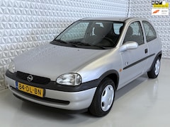 Opel Corsa - 1.2i-16V Strada Cool APK 09-2026 / 162.000km (1999)