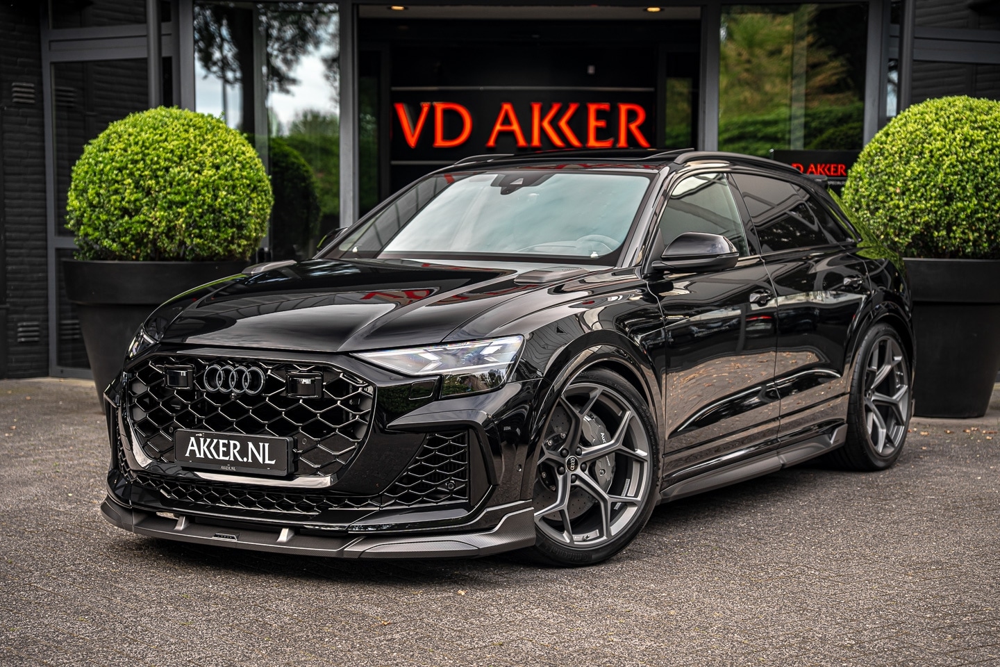 Audi RSQ8 - RSQ8 Performance 640 PK URBAN | Carbon | Sportdif.| 305km/h | Head-Up - AutoWereld.nl