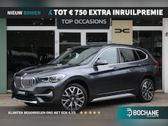 BMW X1 - sDrive20i VDL Nedcar Edition | Lederen bekleding | Schuifkanteldak | Elektrische achterkle