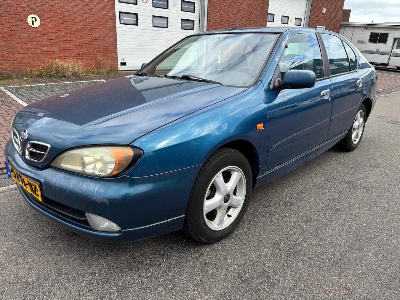 Nissan Primera - 1.8 Luxury / Airco / Elek ramen - AutoWereld.nl