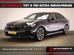 BMW 5-serie - 520i M-Sport | COMFORT / INNOVATION / TRAVEL- PACK | HEAD UP | STOELKOELING | STUURVERWARM