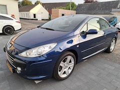 Peugeot 307 CC - 2.0-16V TOPPERTJE IN NIEUWSTAAT AUTOMAAT AIRCO NAVIGATIE MEDIA CENTER