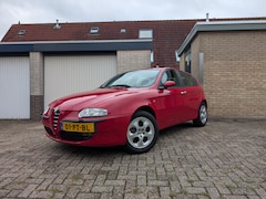 Alfa Romeo 147 - 2.0 T.Spark Edizione Esclusiva Selespeed 2004 I Leer I Stoelverw I Airco