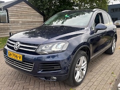 Volkswagen Touareg - 3.0 TDI Highline 2011 Panorama Led Xenon