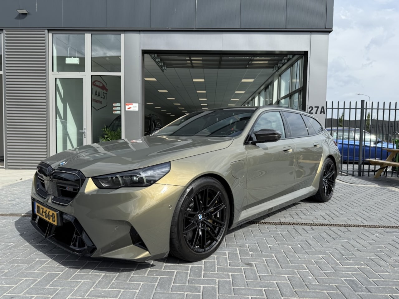 BMW 5-serie Touring - M5 Carbon/ Keramisch/ M Drive Professional/ PPF-folie/ Pano - AutoWereld.nl