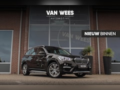 BMW X1 - xDrive25i F48 X-Line | 232 pk | 2e eigenaar | Trekhaak | Head-up| Camera | Navi | PDC | Cr