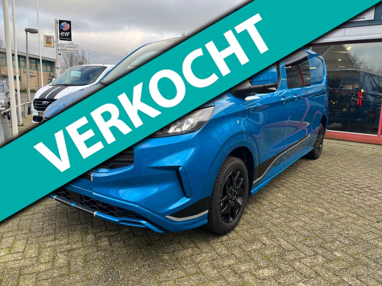 Ford Transit Custom - SPORT 170PK DC 5 PERS BPM VRIJ - AutoWereld.nl