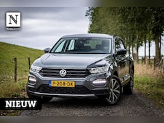 Volkswagen T-Roc - 2.0 TDI Style Business| Trekhaak | Automaat
