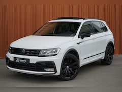 Volkswagen Tiguan - 2.0 TSI 4MOTION R-LINE Panodak ACC Trekhaak Camera Suzuka Lane
