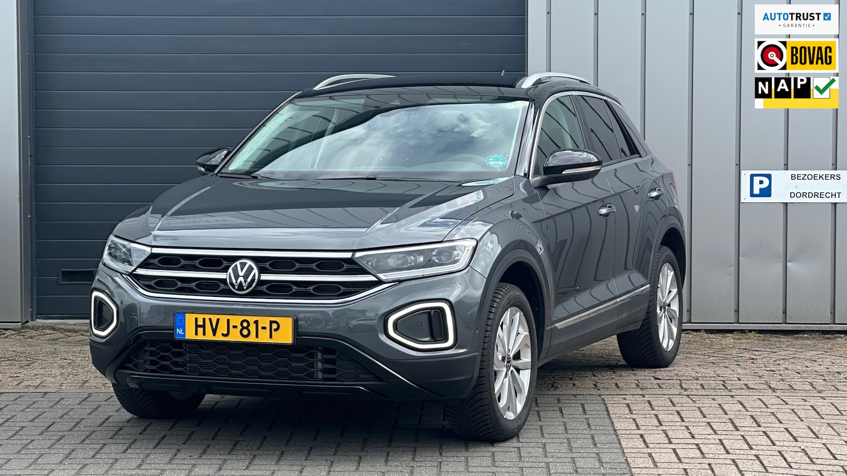Volkswagen T-Roc - 1.5 TSI AUTOMAAT / VIRTUAAL / LED / EERSTE EIG - AutoWereld.nl