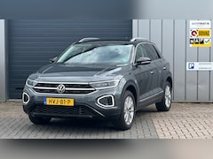 Volkswagen T-Roc - 1.5 TSI AUTOMAAT / VIRTUAAL / LED / EERSTE EIG
