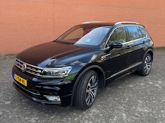 Volkswagen Tiguan - 2.0 TSI 4Motion Highline 4Motion 220pk| Full Option | DSG | 3 x R-line l Pano