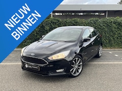 Ford Focus - 1.0 Edition Navi * Cruise * Nieuwe Distributie * Garantie