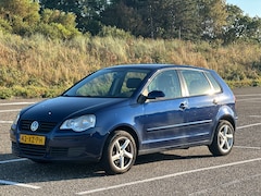 Volkswagen Polo - 1.4-16V Optive