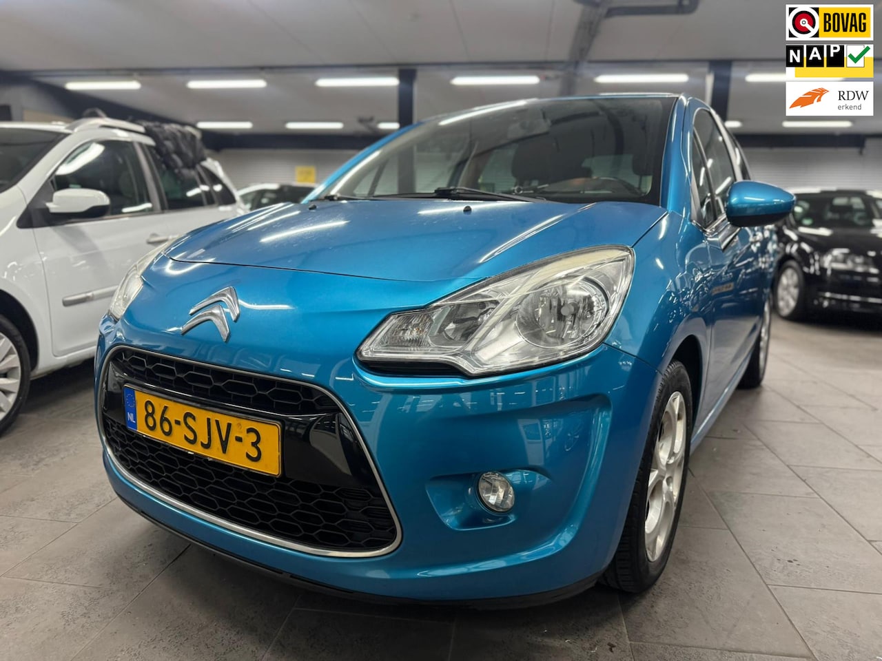 Citroën C3 - 1.4 VTi Selection 5-deurs clima cruise controle lm-velgen elektrische pakket parkeersensor - AutoWereld.nl
