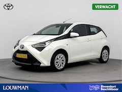Toyota Aygo - 1.0 VVT-i x-play | Apple Carplay & Android Auto | Parkeercamera |