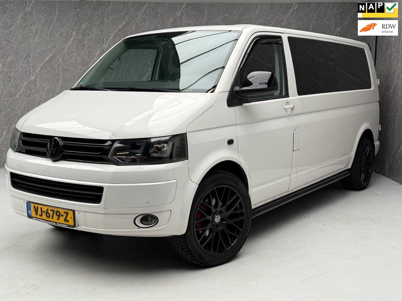 Volkswagen Transporter - 2.0 TDI L2H1 DC / AUT / Dubbele Cabine - AutoWereld.nl