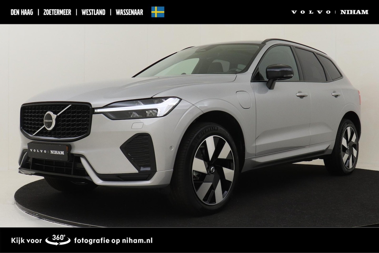 Volvo XC60 - T8 PLUG-IN HYBRID AWD ULTRA DARK *FULL OPTIONS!* -PANO.DAK|LUCHTVERING|BOWERS&WILKINS|360° - AutoWereld.nl
