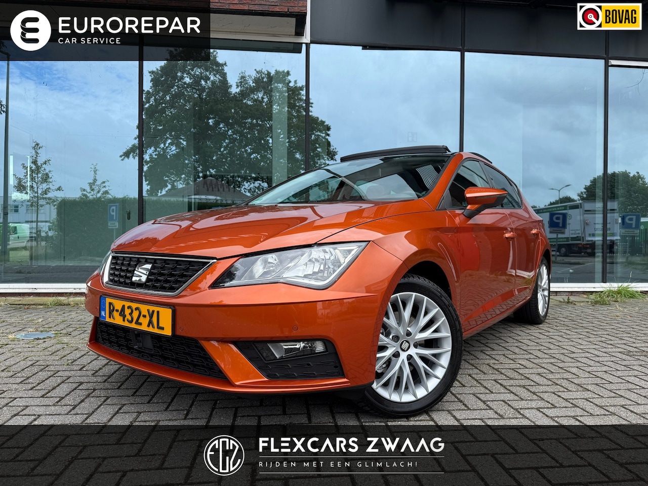SEAT Leon - 1.5 TSI Business Intense - Schuif/panodak - Climate - Navi - Camera - AutoWereld.nl