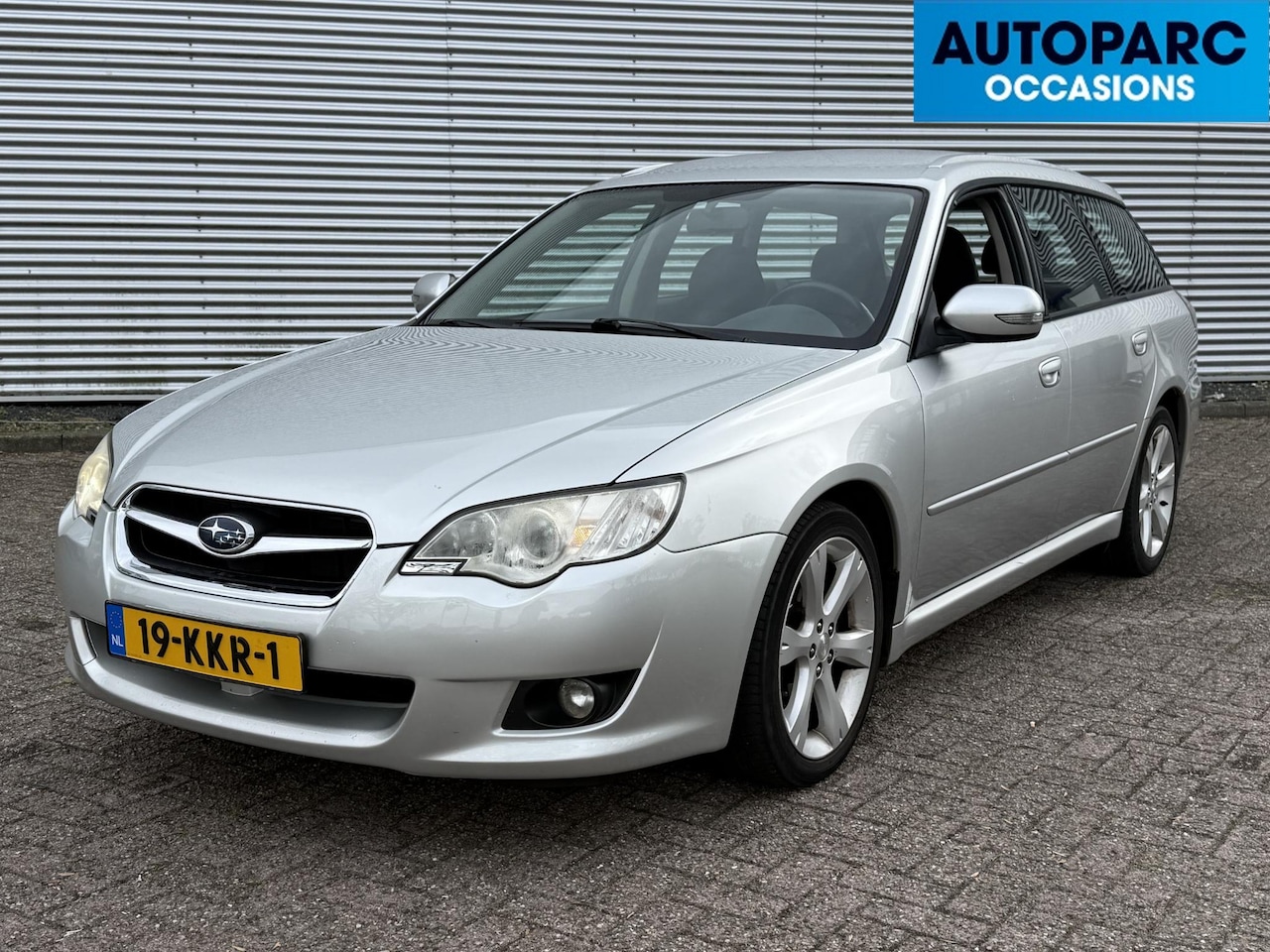 Subaru Legacy Touring Wagon - 2.0R Comfort 2.0R Comfort , 4WD, AUTOMAAT, CRUISE CONTROL, NWE BANDEN, PDC, TREKHAAK - AutoWereld.nl
