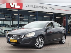 Volvo S60 - 2.0 D4 Momentum | Navi | Stoelverwarming | Cruise
