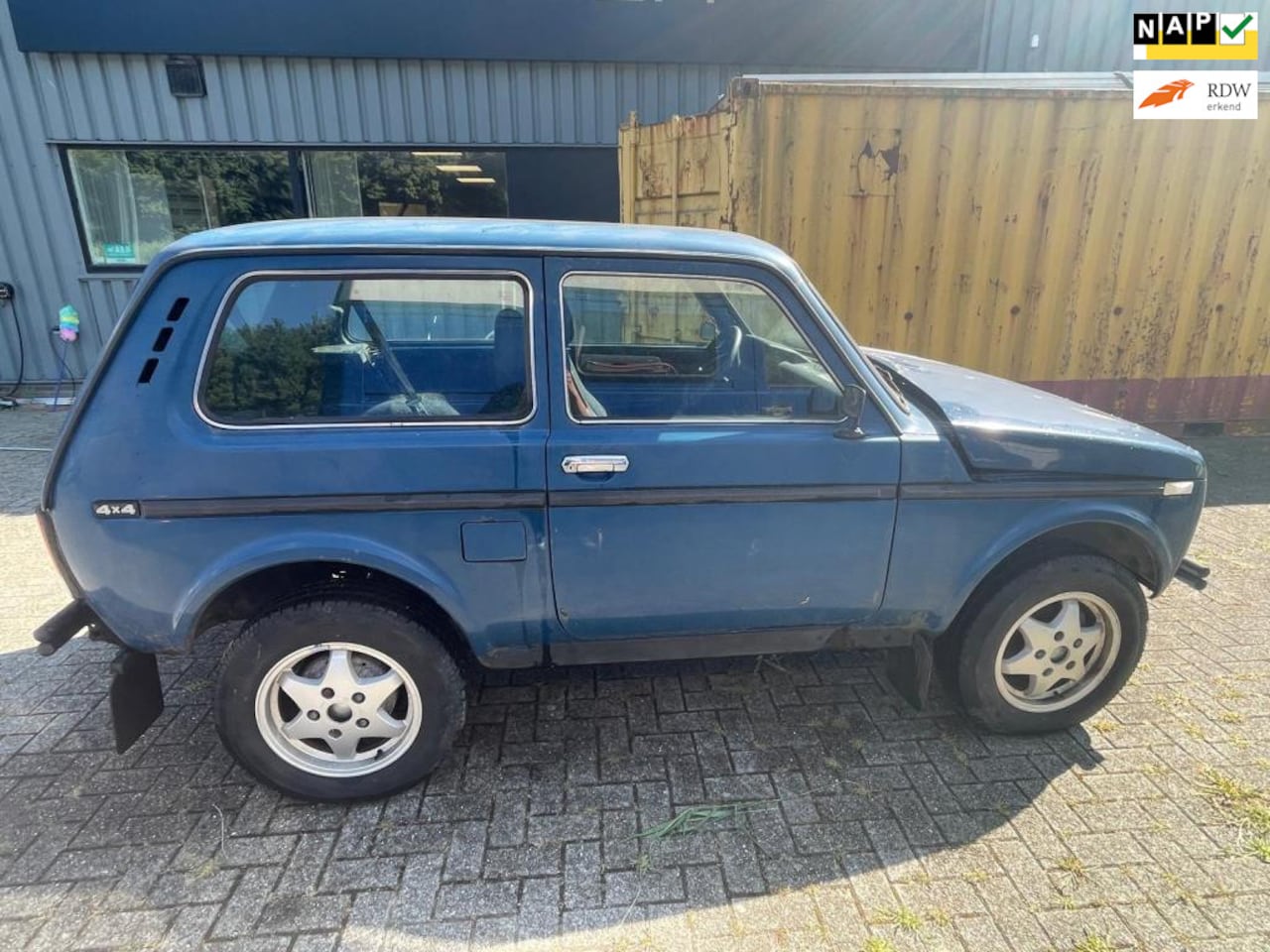 LADA-VAZ NIVA