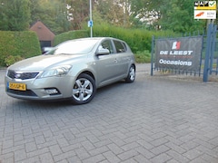 Kia Cee'd - 1.4 CVVT Seven / nieuwe motor