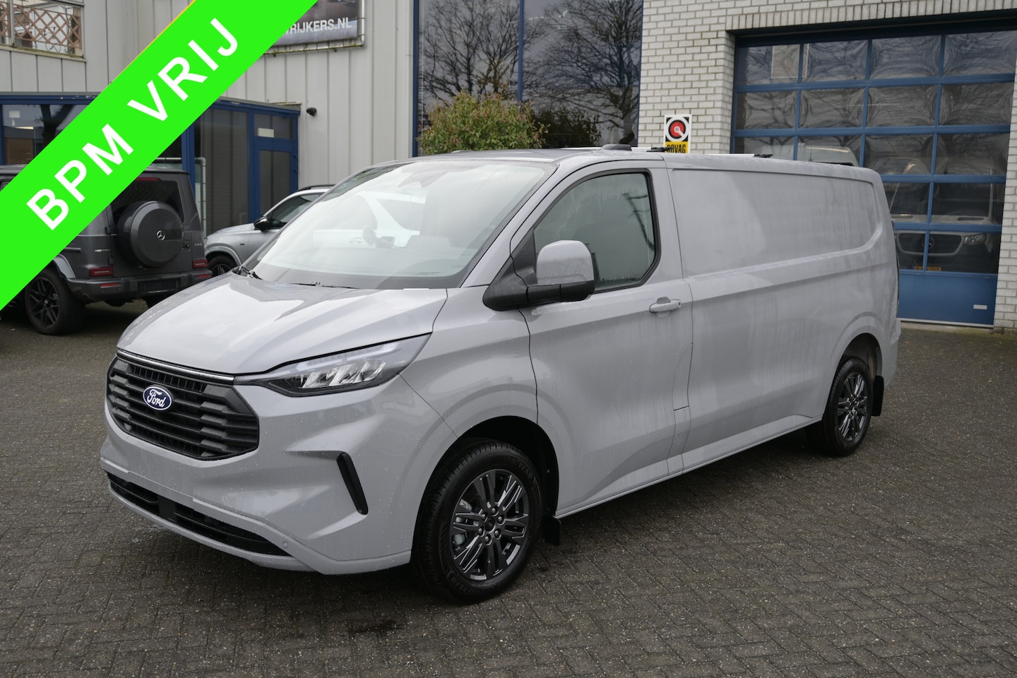 Ford Transit Custom - 320L L2 2.0 TDCI 170 pk Limited ACC, LED, Trekhaak 2500 KG, Navigatie, Camera - AutoWereld.nl