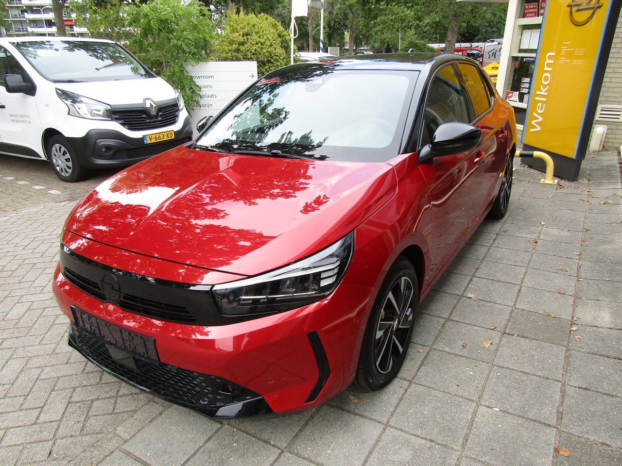 Opel Corsa - 1.2 Turbo 100 pk NAVI CAMERA L.M. VELGEN - AutoWereld.nl