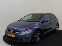 Volkswagen Polo - 1.0 TSI Life | CarPlay | Parkeersensoren | Adaptieve cruise control | Climate control | Bl