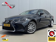 Lexus IS - 300h Hybrid Luxury Line|NL-Auto|Schuifdak|LED