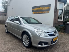 Opel Signum - 2.2-16V Executive AUTOMAAT