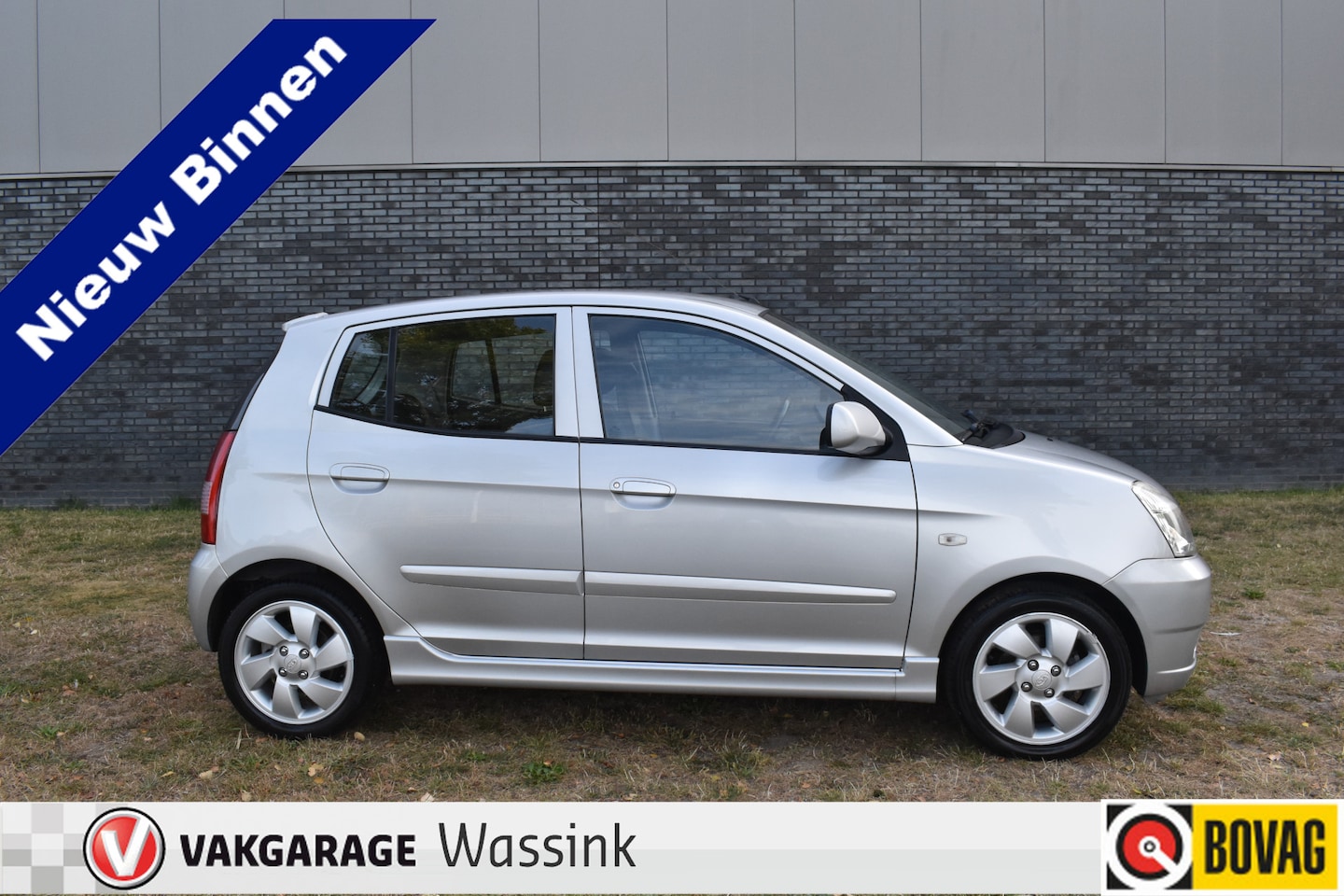 Kia Picanto - 1.1 EX Automaat Lederen bekleding Stoelverwarming Trekhaak - AutoWereld.nl
