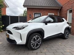 Toyota Yaris Cross - 1.5 Hybrid Executive | Panoramadak | Trekhaak | NL-auto
