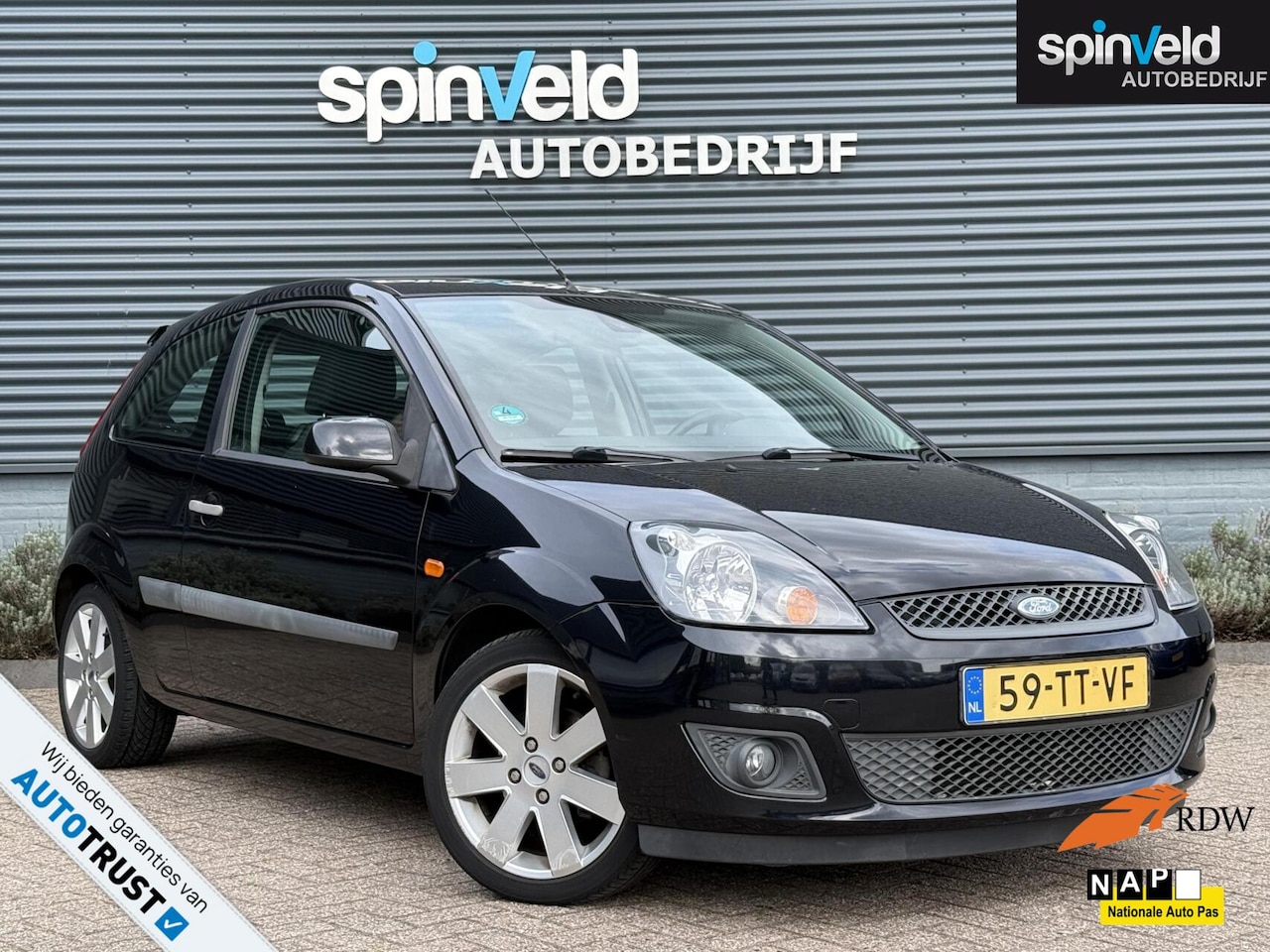 Ford Fiesta - 1.3-8V Futura BJ`07 NAP NL Airco Trekhaak Dealer ond. - AutoWereld.nl