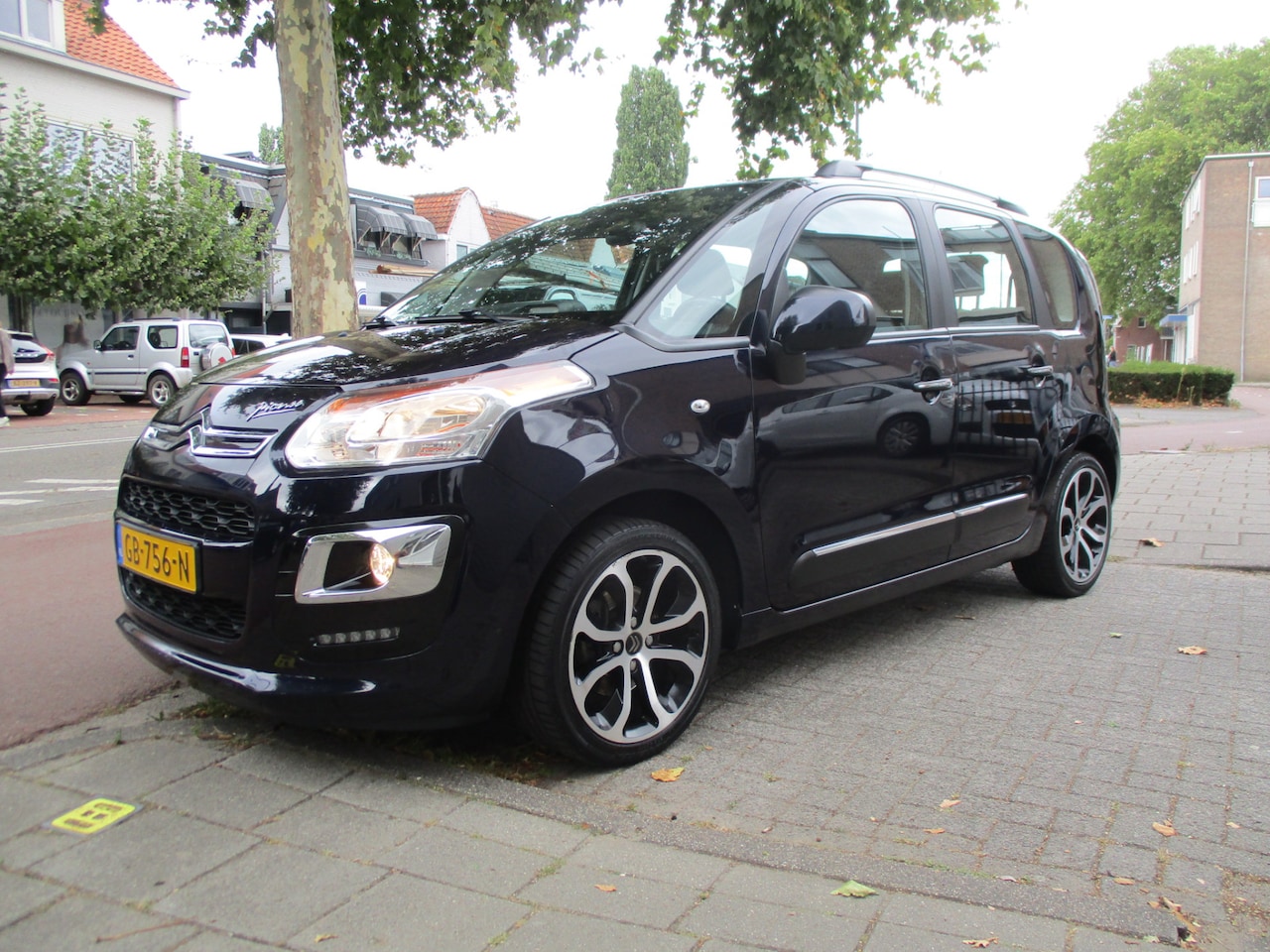 Citroën C3 Picasso - 1.2 PureTech Collection / AIRCO / NAVI / SCHUIFDAK / NL.AUTO / NW.STAAT / 79dkm - AutoWereld.nl