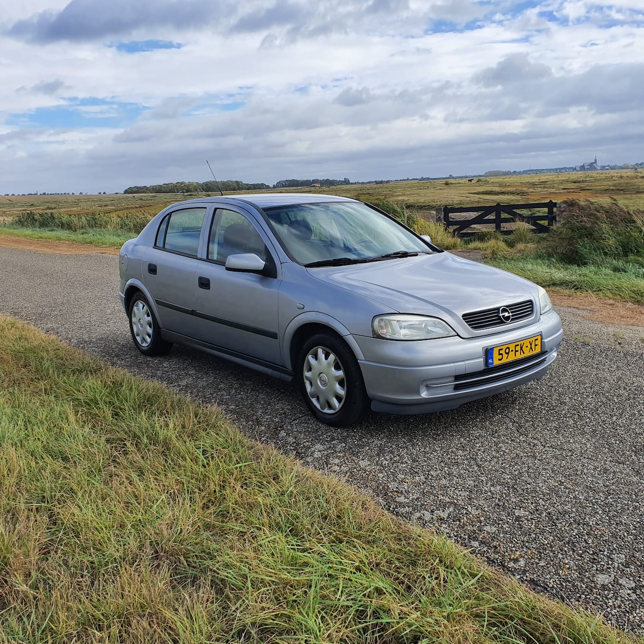 Opel Astra - 1.6 GL 5 deurs - AutoWereld.nl