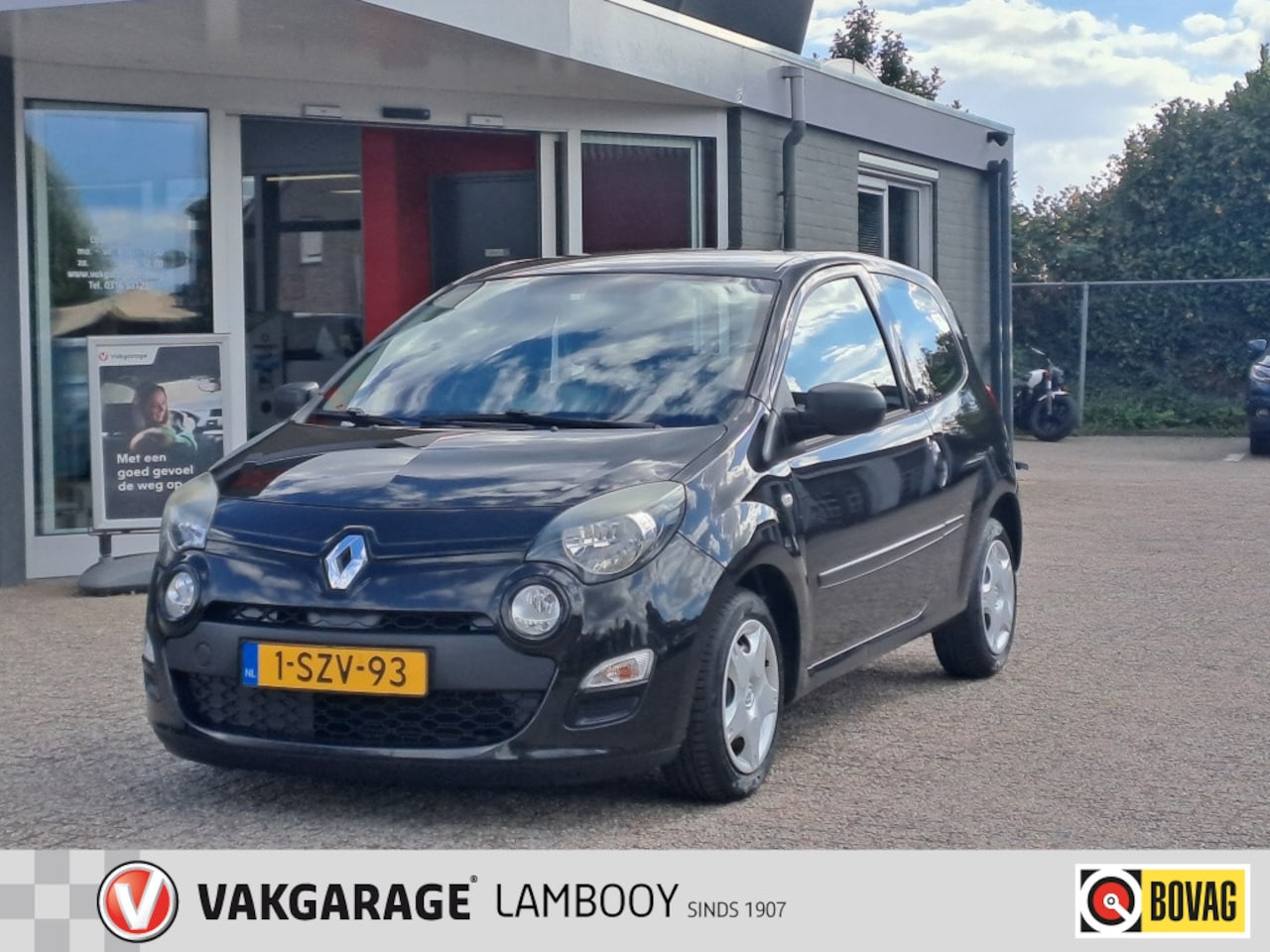 Renault Twingo - 1.2 16V Parisienne 1.2 16V Parisienne - AutoWereld.nl