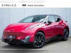 Lynk & Co 02 - More 272PK 66 kWh 360 Graden Camera, Harman Kardon, Panoramadak, Elektrisch bedienbare voo