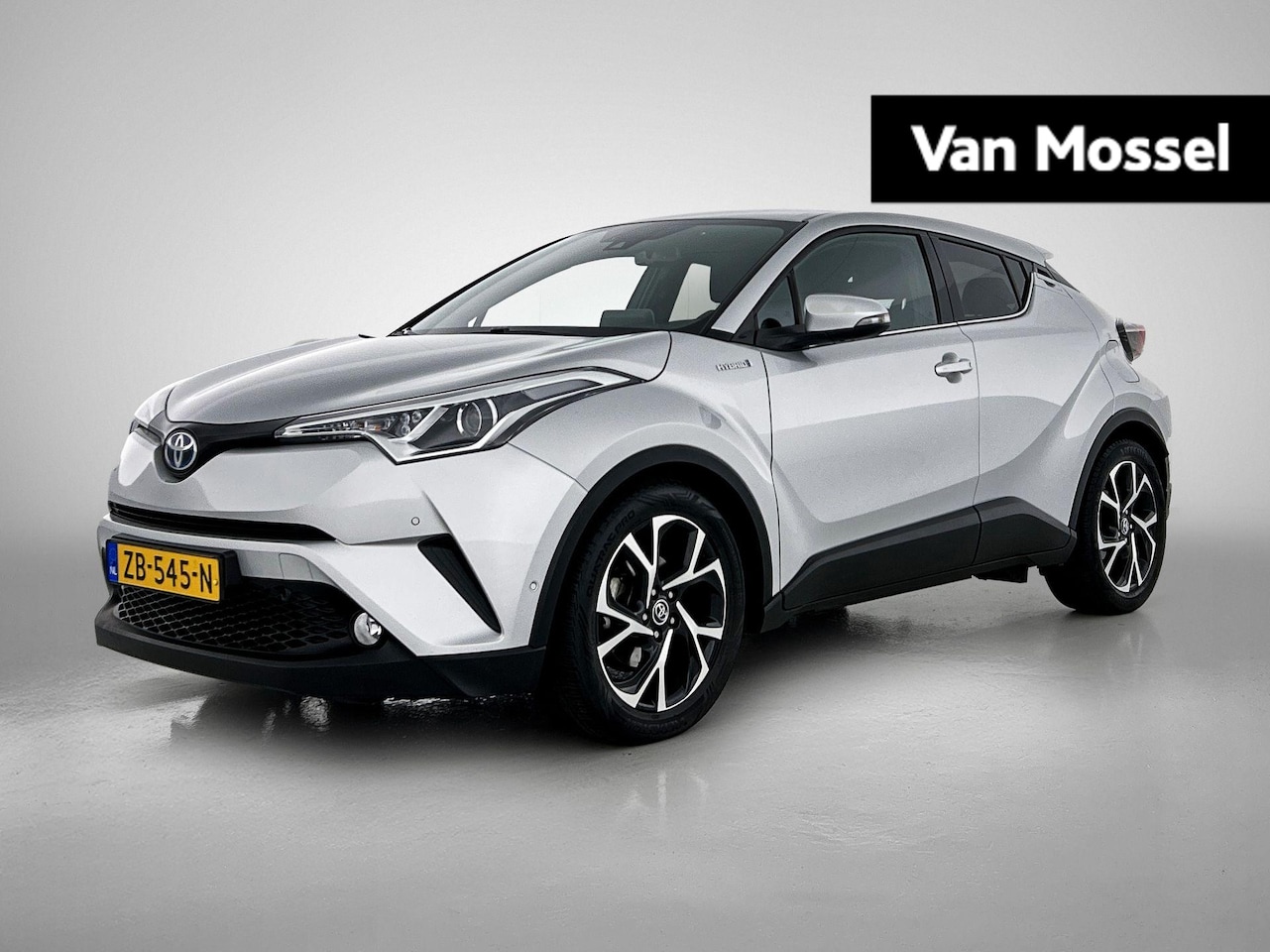 Toyota C-HR - 1.8 Hybrid Style | Achteruitrijcamera | Stoelverwarming | Parkeersensoren | Dodehoek Herke - AutoWereld.nl