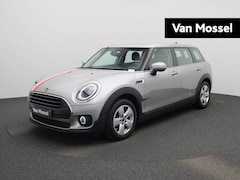 MINI Clubman - 1.5 Cooper Essential | Camera | Automaat | Stoelverwarming |