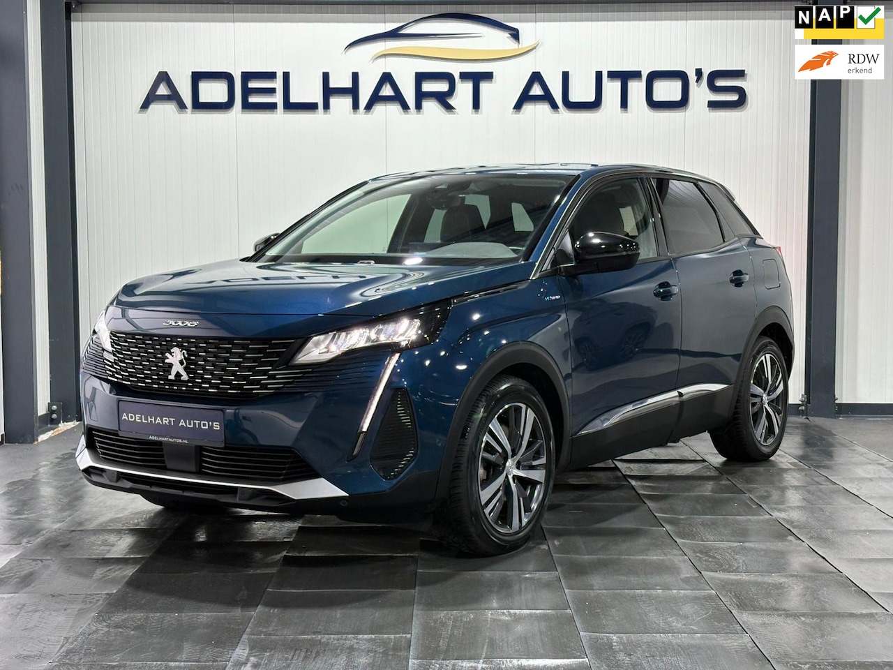 Peugeot 3008 - 1.6 HYbrid 225 Allure Automaat / Navigatie full map / 360 Camera / Cruise control / Climat - AutoWereld.nl
