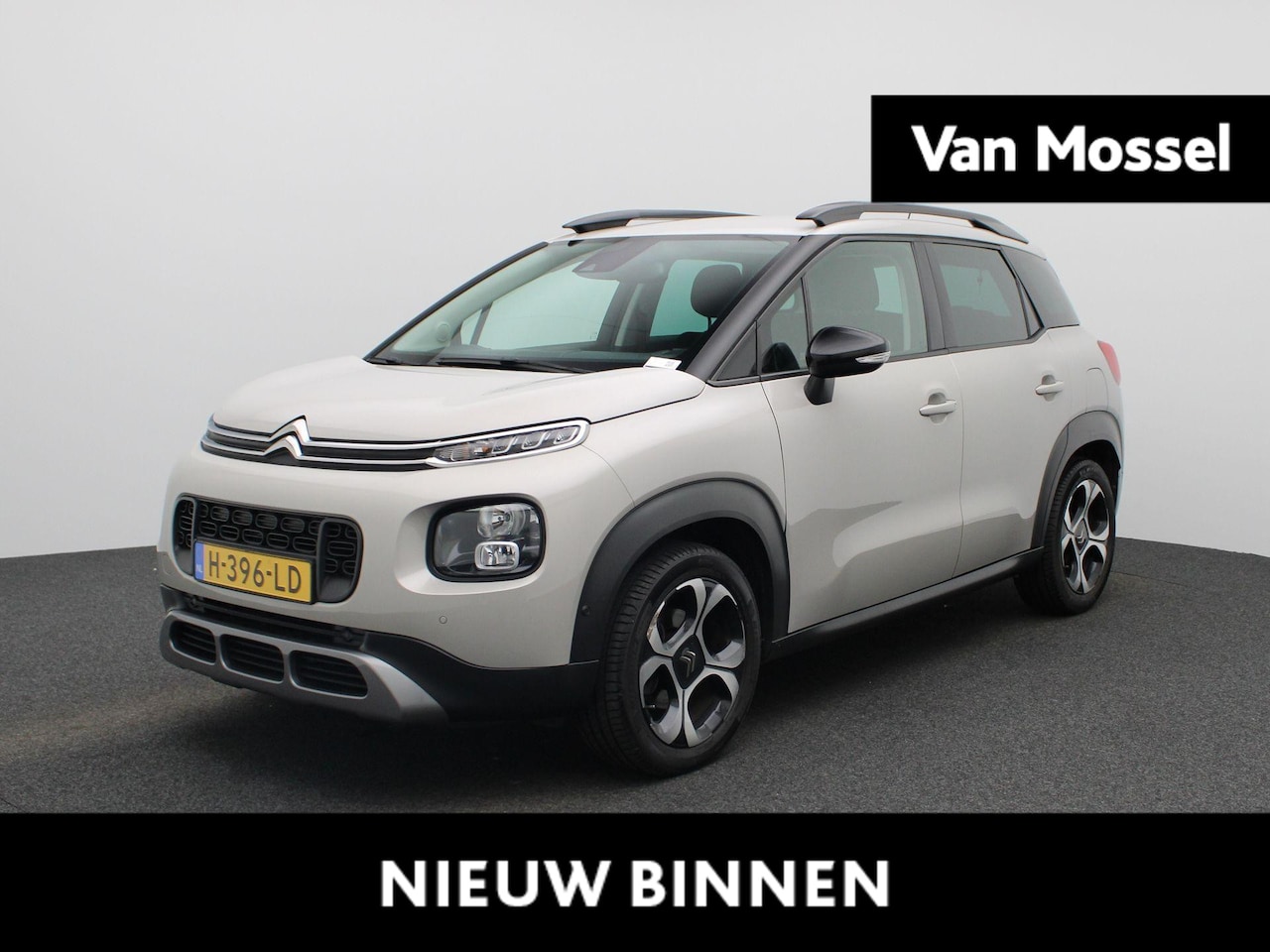 Citroën C3 Aircross - 1.2 PureTech S&S Shine TREKHAAK | NAVIGATIE | APPLE CARPLAY | CAMERA |PDC | LED | LMV | DA - AutoWereld.nl