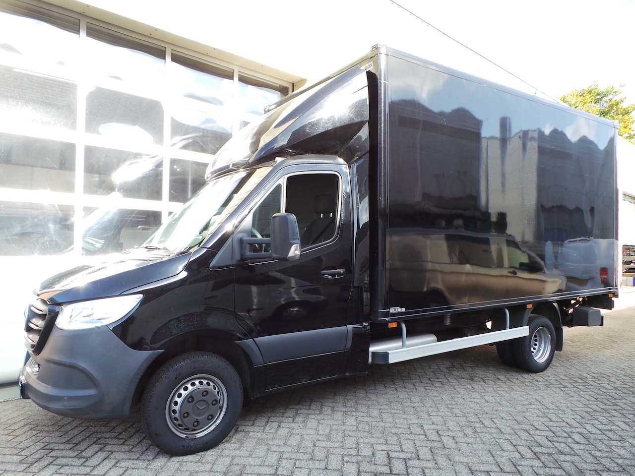 Mercedes-Benz Sprinter - 516 2.2 CDI Aut.Bakwagen+Laadklep Airco,Cruise,Enz Lang 440cm Breed 214cm Hoog 233cm - AutoWereld.nl