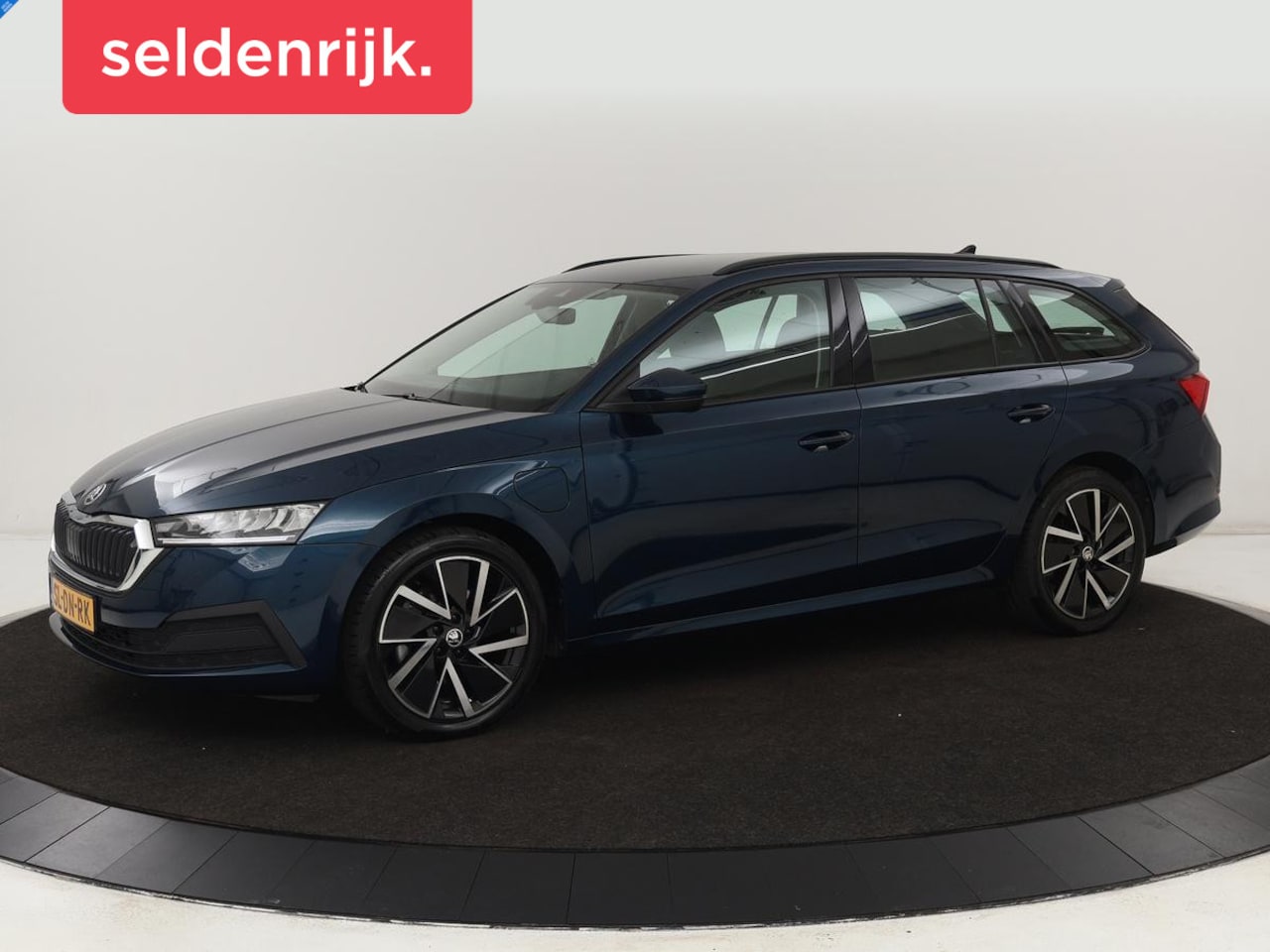 Skoda Octavia Combi - 1.4 TSI iV PHEV Business Edition Plus | Stoel & stuurverwarming | Adaptive cruise | Carpla - AutoWereld.nl