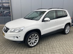 Volkswagen Tiguan - 1.4 TSI Sport&Style 4Motion trekhaak | 2000 kg trekgewicht | Leer | Panorama dak