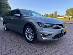 Volkswagen Passat Variant - 1.4TSI GTE CONNECTED/THAAK/LED/CAM/NAVI/APK NIEUW