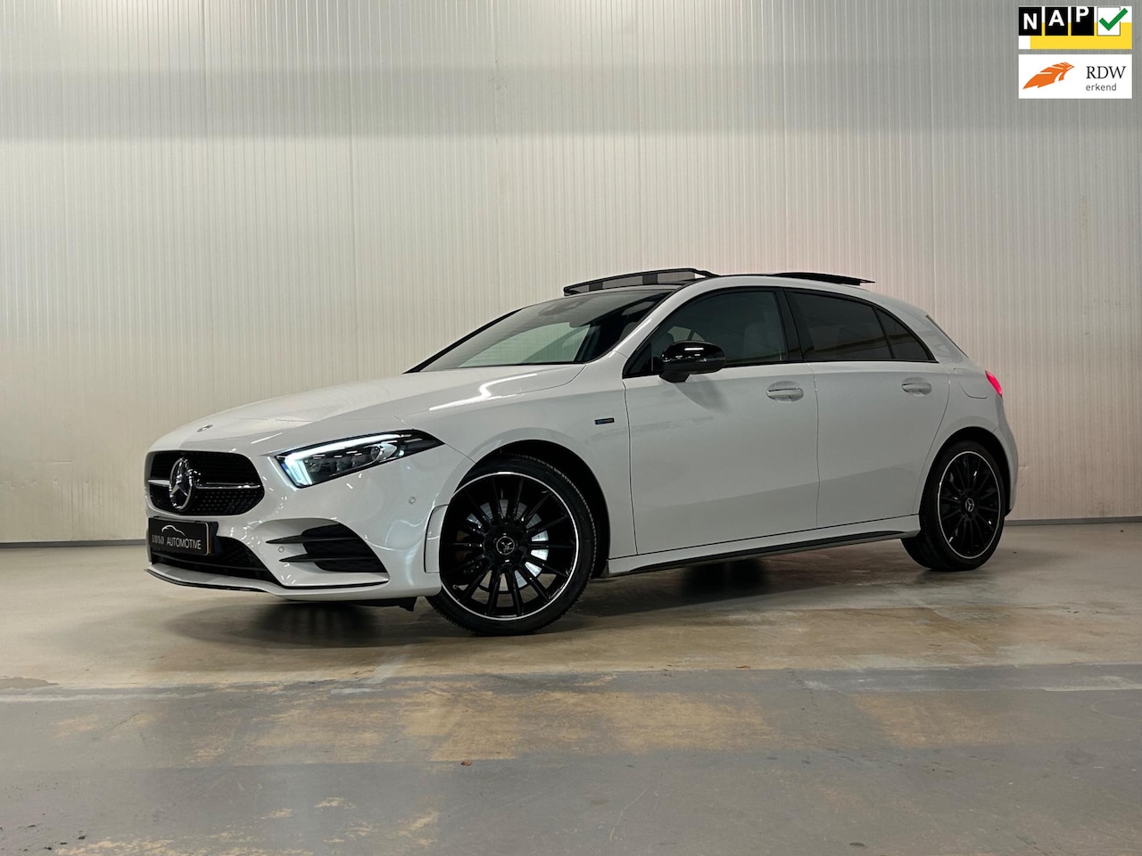 Mercedes-Benz A-klasse - 250 e Premium Plus | AMG/NIGHT | EDITION | FULL OPTIONS - AutoWereld.nl